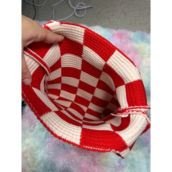 Handmade Crochet Checkerboard Tote Bag Red White Picnic Style - Picture 7 of 15